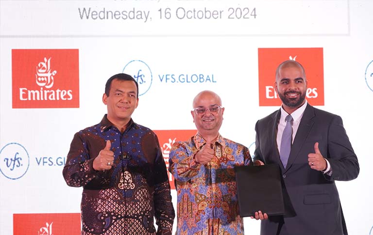 Silmy Karim: Kerja Sama Imigrasi dengan VFS Global untuk Digitalisasi Layanan Keimigrasian